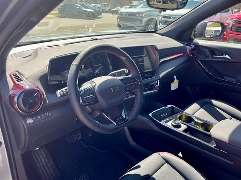 New 2026 Chevrolet Equinox RS AWD/4WD image 12