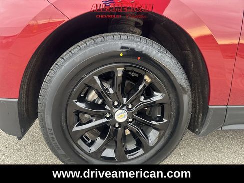 Used 2019 Chevrolet Equinox LT image 32