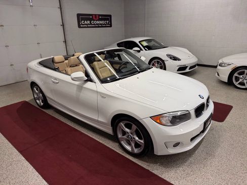 Used 2012 BMW 128i Convertible RWD image 10