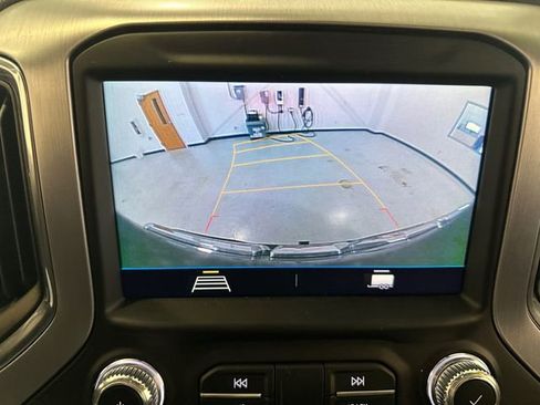 Used 2021 GMC Sierra 1500 Elevation image 17