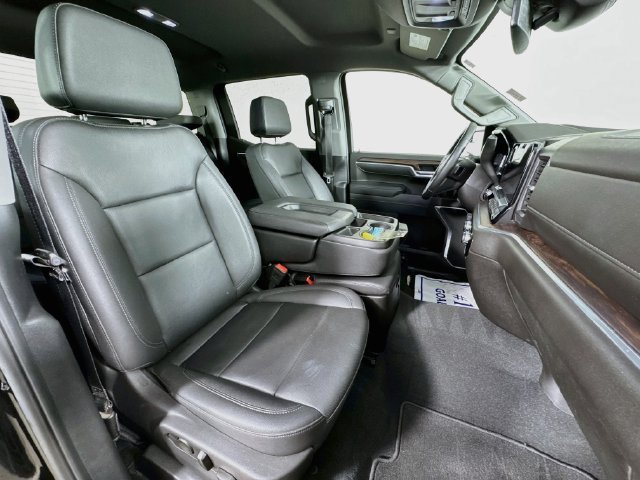 Used 2025 GMC Sierra 1500 SLT AWD/4WD image 28