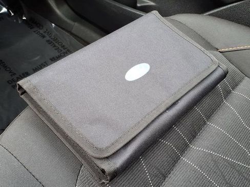 Used 2021 Ford EcoSport SE w/ SE Appearance Package image 25