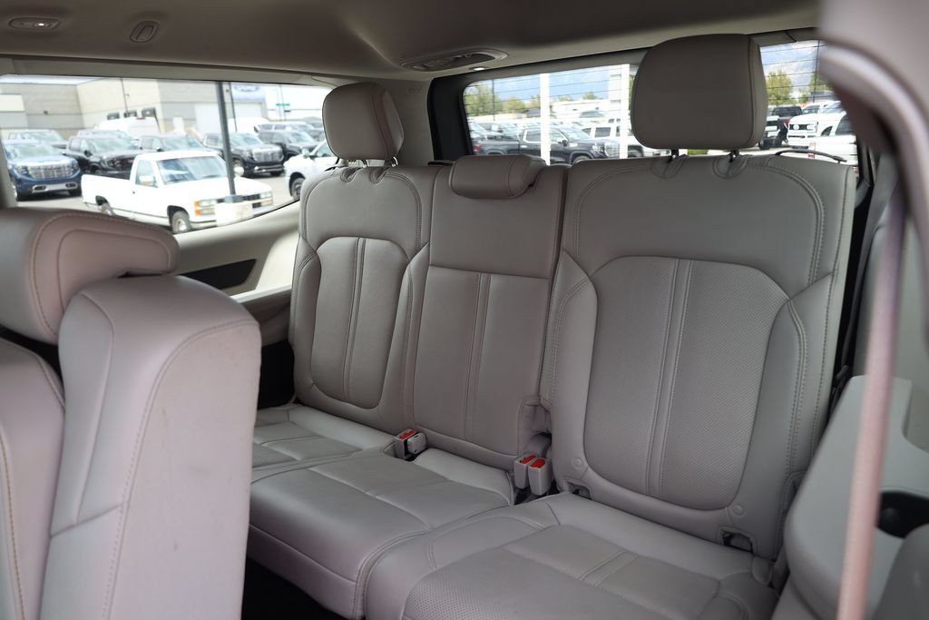 Used 2024 Jeep Wagoneer Series II w/ Flexible Seating Group AWD/4WD image 18