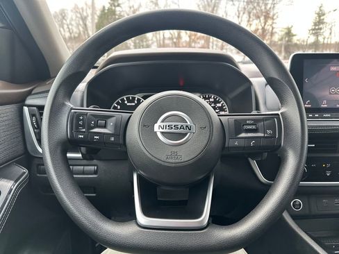 Used 2021 Nissan Rogue S image 7