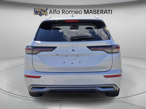 Used 2025 Mitsubishi Outlander SEL image 5