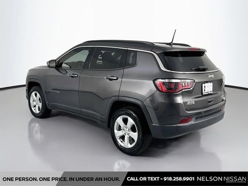 Used 2018 Jeep Compass Latitude w/ Popular Equipment Group AWD/4WD image 7