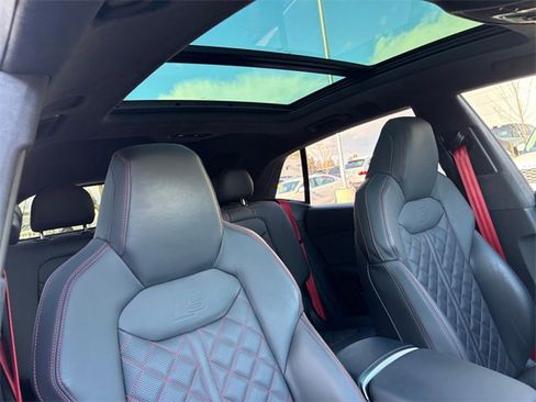 Used 2025 Audi SQ8 Prestige image 21