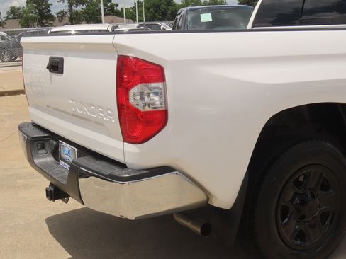 Used 2019 Toyota Tundra SR5 w/ SR5 Upgrade Package RWD image 12