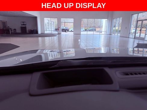 Used 2019 Honda Accord Touring image 8