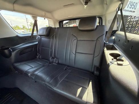 Used 2020 Chevrolet Suburban Premier RWD image 22
