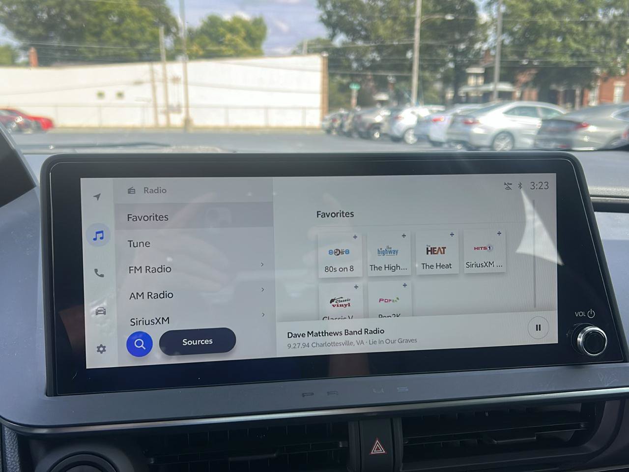 Used 2025 Toyota Prius FWD image 19