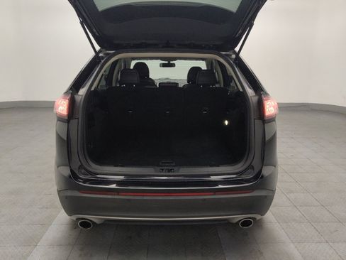 Used 2017 Ford Edge SEL w/ Equipment Group 201A image 29