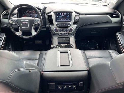 Used 2018 GMC Yukon SLT image 16