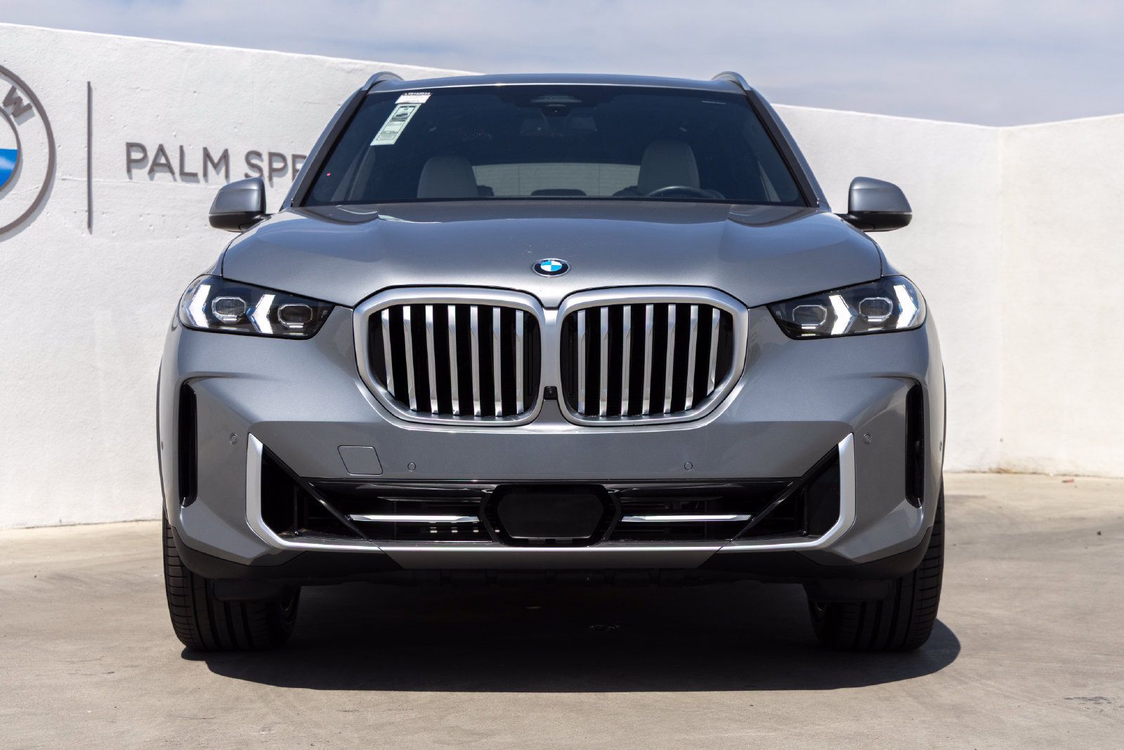 Certified 2026 BMW X5 sDrive40i w/ Parking Assistance Package RWD image 4