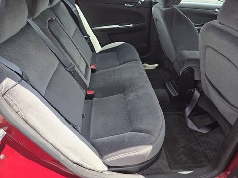 Used 2009 Chevrolet Impala LT FWD image 14