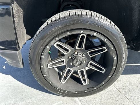 Used 2016 Chevrolet Silverado 1500 High Country w/ High Country Premium Package image 19