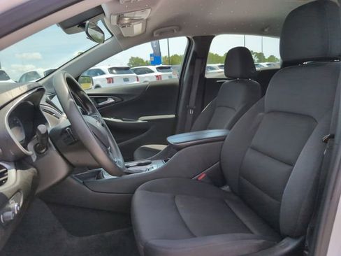Used 2024 Chevrolet Malibu LT FWD image 13