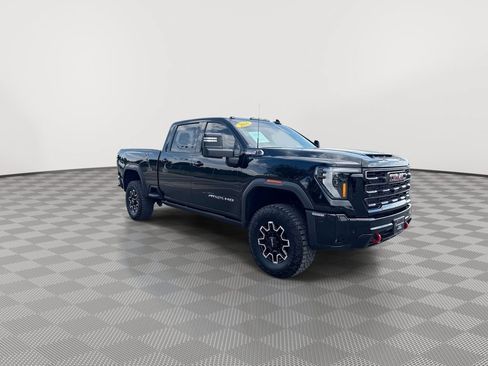 Used 2026 GMC Sierra 2500 AT4X w/ Snow Plow Prep/Camper Package AWD/4WD image 2