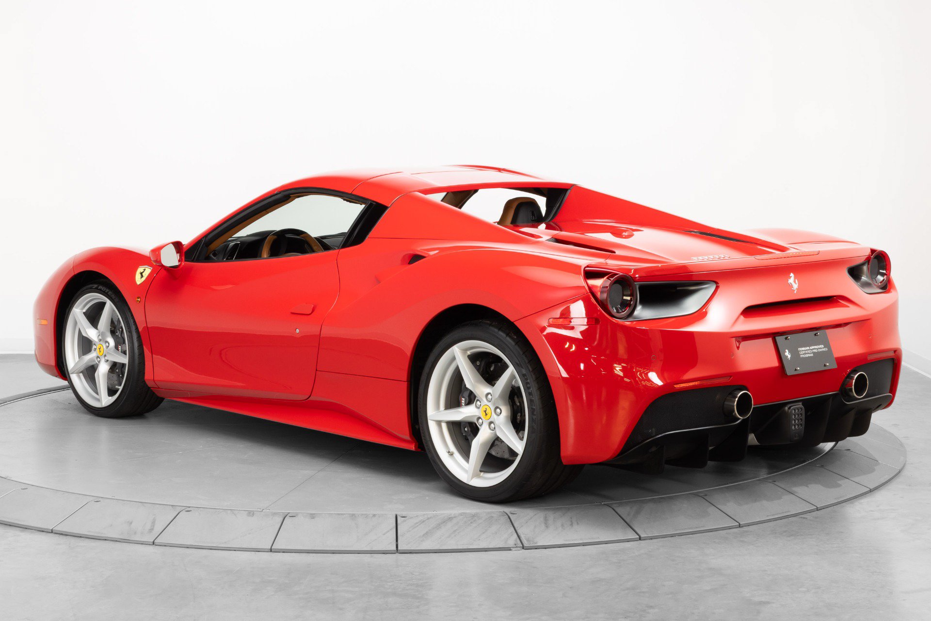 Certified 2019 Ferrari 488 Spider RWD image 14