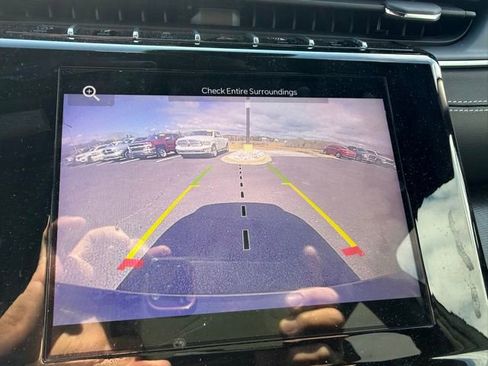 Used 2024 Jeep Grand Cherokee L Altitude image 20