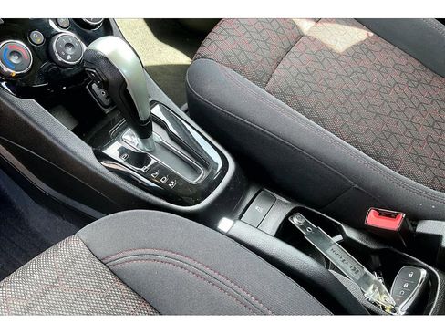Used 2018 Chevrolet Sonic LT w/ True North Edition FWD image 17