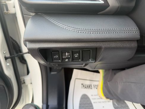 Used 2022 Subaru Outback Wilderness image 13