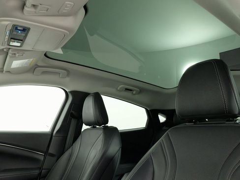 Used 2022 Ford Mustang Mach-E Premium image 31