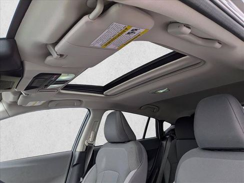 Certified 2026 Subaru Crosstrek 2.5i Premium AWD/4WD image 17