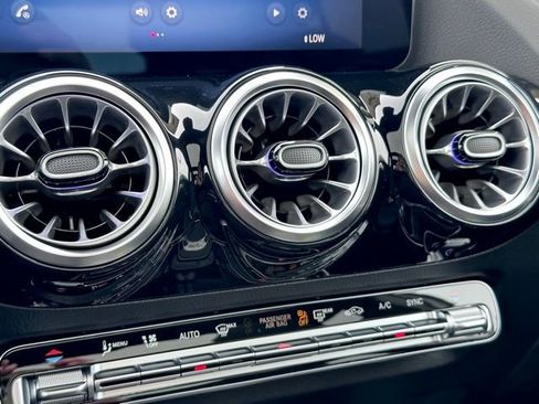 New 2026 Mercedes-Benz GLA 250 4MATIC image 20