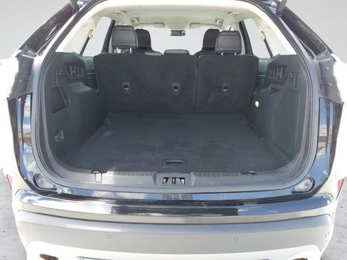 Used 2024 Ford Edge Titanium image 30