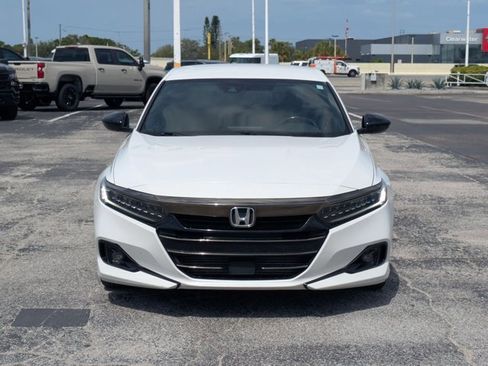Used 2021 Honda Accord Sport image 2