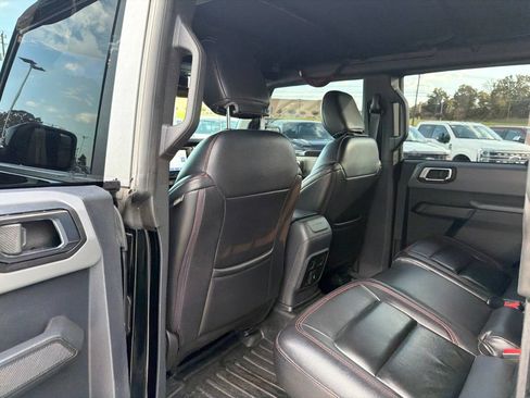 Used 2022 Ford Bronco 4-Door AWD/4WD image 16
