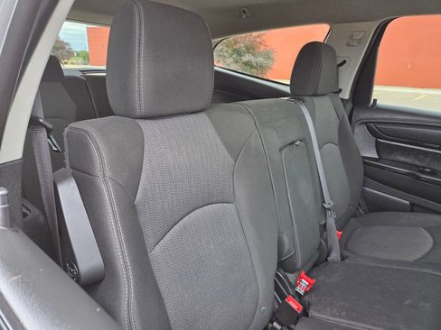 Used 2015 Chevrolet Traverse LT AWD/4WD image 38