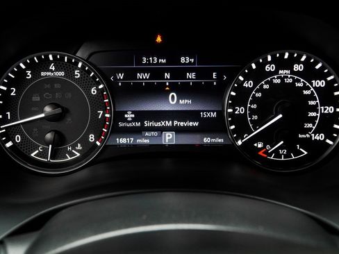 Used 2024 Nissan Armada SL image 33