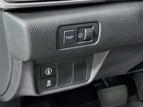 Used 2018 Honda Accord EX image 10