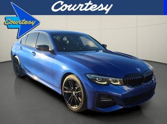 Used 2022 BMW 330i Sedan w/ M Sport Package RWD video 1