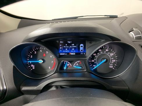 Used 2019 Ford Escape Titanium image 19