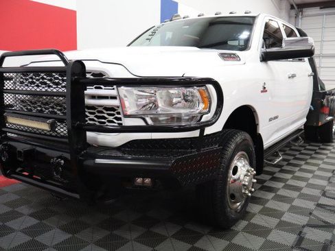 Used 2019 RAM 3500 Tradesman AWD/4WD image 4