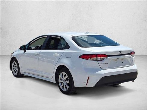 Used 2023 Toyota Corolla LE FWD image 4