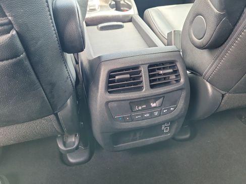 Used 2022 Honda Pilot Special Edition image 17