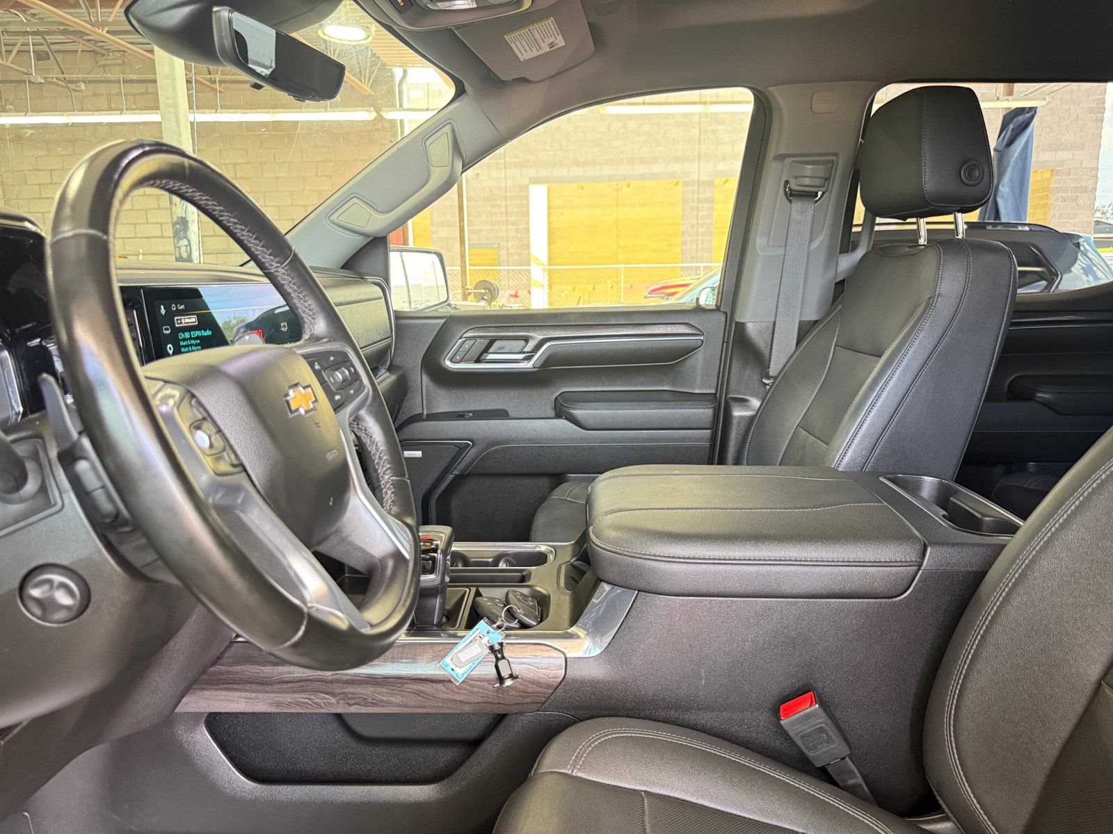 Used 2024 Chevrolet Silverado 1500 LTZ AWD/4WD image 14