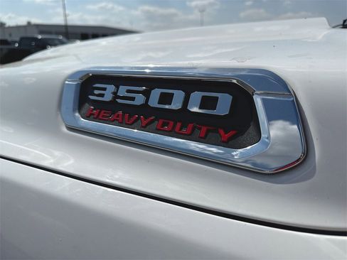 Used 2019 RAM 3500 Tradesman image 8