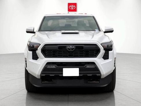 New 2026 Toyota Tacoma TRD Sport AWD/4WD image 7
