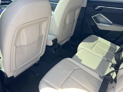 Used 2019 Audi Q3 2.0T Premium Plus w/ Premium Plus Package AWD/4WD image 12
