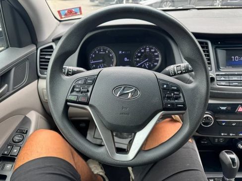 Used 2018 Hyundai Tucson SE FWD image 13