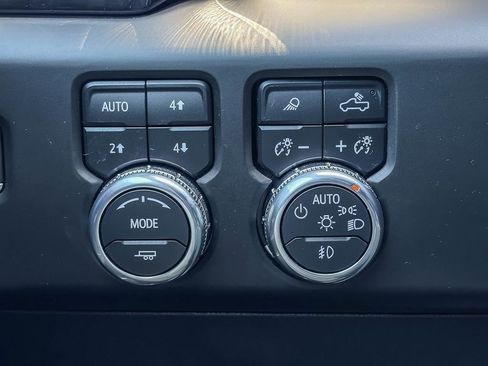 Used 2023 GMC Sierra 1500 Denali AWD/4WD image 53