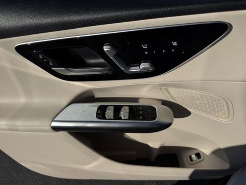 New 2026 Mercedes-Benz GLC 300 image 9