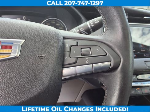 Used 2022 Cadillac XT4 Premium Luxury w/ Enhanced Visibility Package image 14