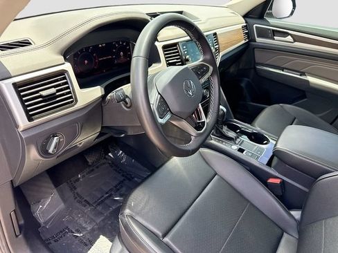Used 2023 Volkswagen Atlas SE FWD image 27