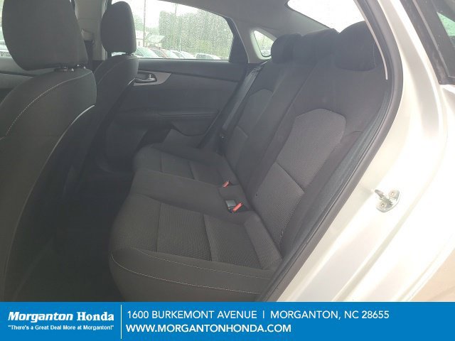 Used 2020 Kia Forte LXS FWD image 15